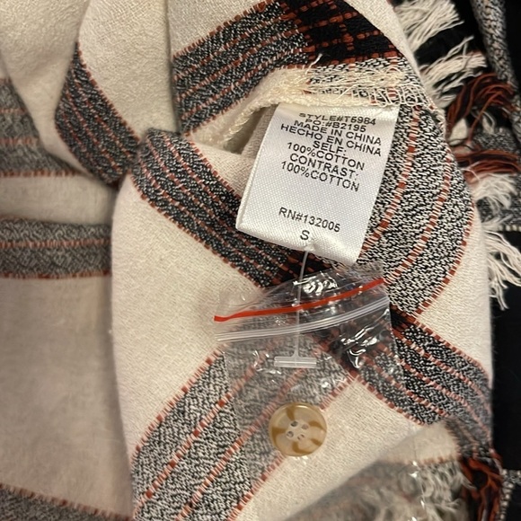 Entro Black and White Plaid Button Down Shirt - Picture 10 of 10